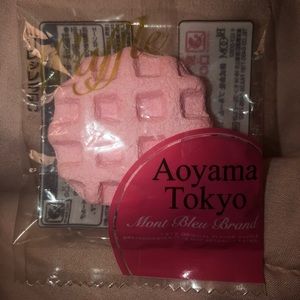 Aoyama Tokyo waffle squishy